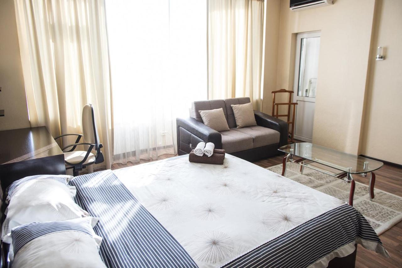 Apartment On Kunayeva 38 Shymkent Exterior foto